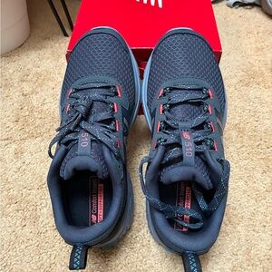 New Balance women’s size 8